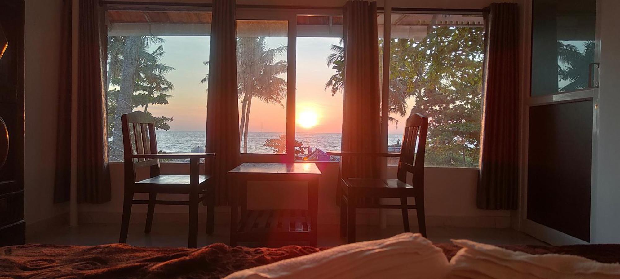 Marari Blue Whale Beach House Alappuzha Exterior photo