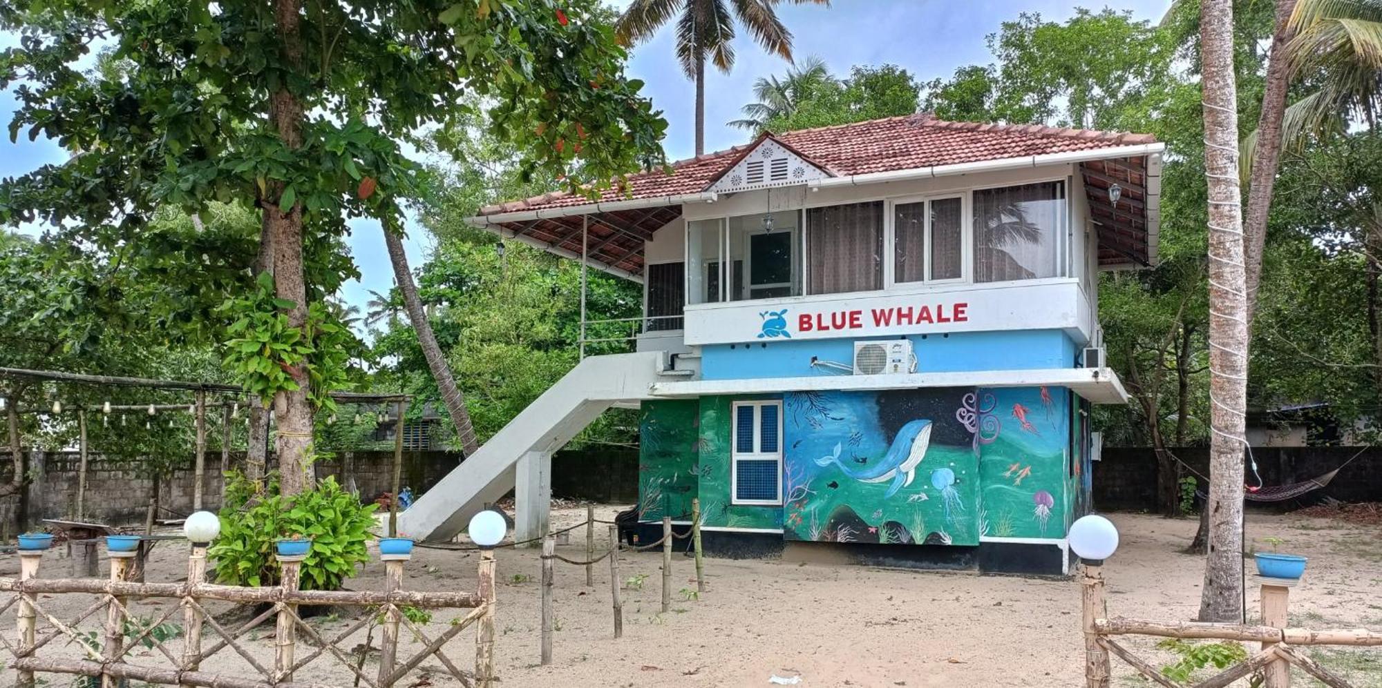 Marari Blue Whale Beach House Alappuzha Exterior photo