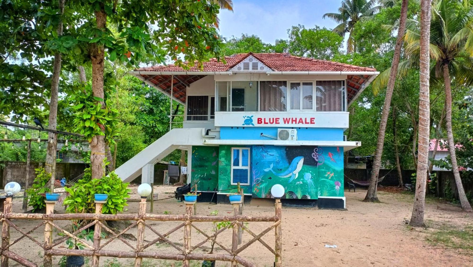 Marari Blue Whale Beach House Alappuzha Exterior photo