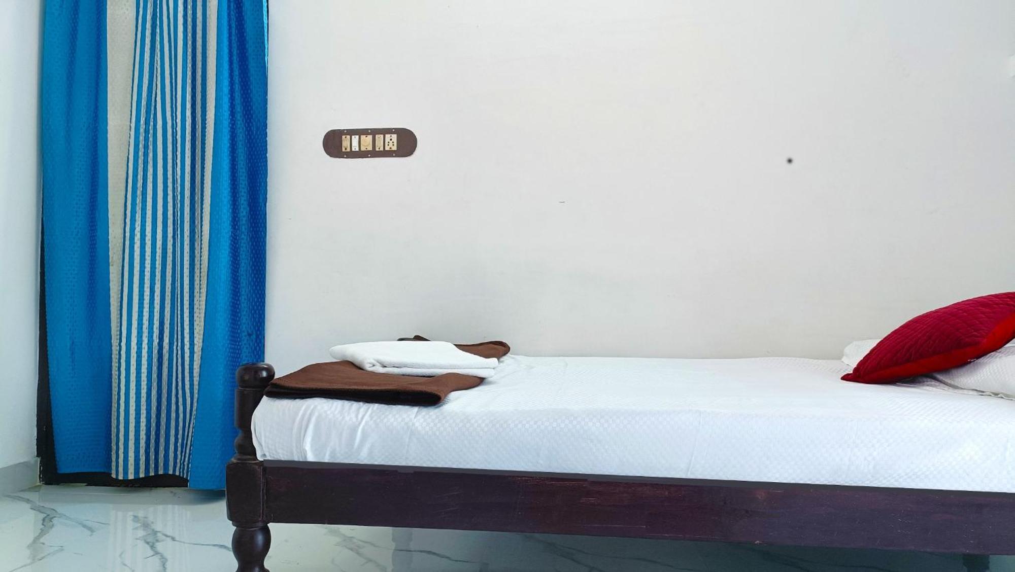 Marari Blue Whale Beach House Alappuzha Exterior photo